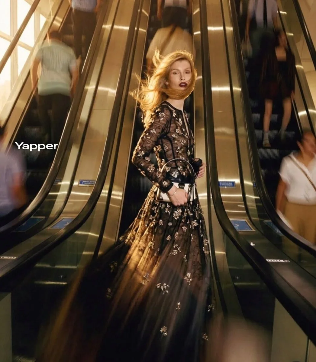 Cinematic Fashion Photograph Of A Stylish Blonde — image prompt preview