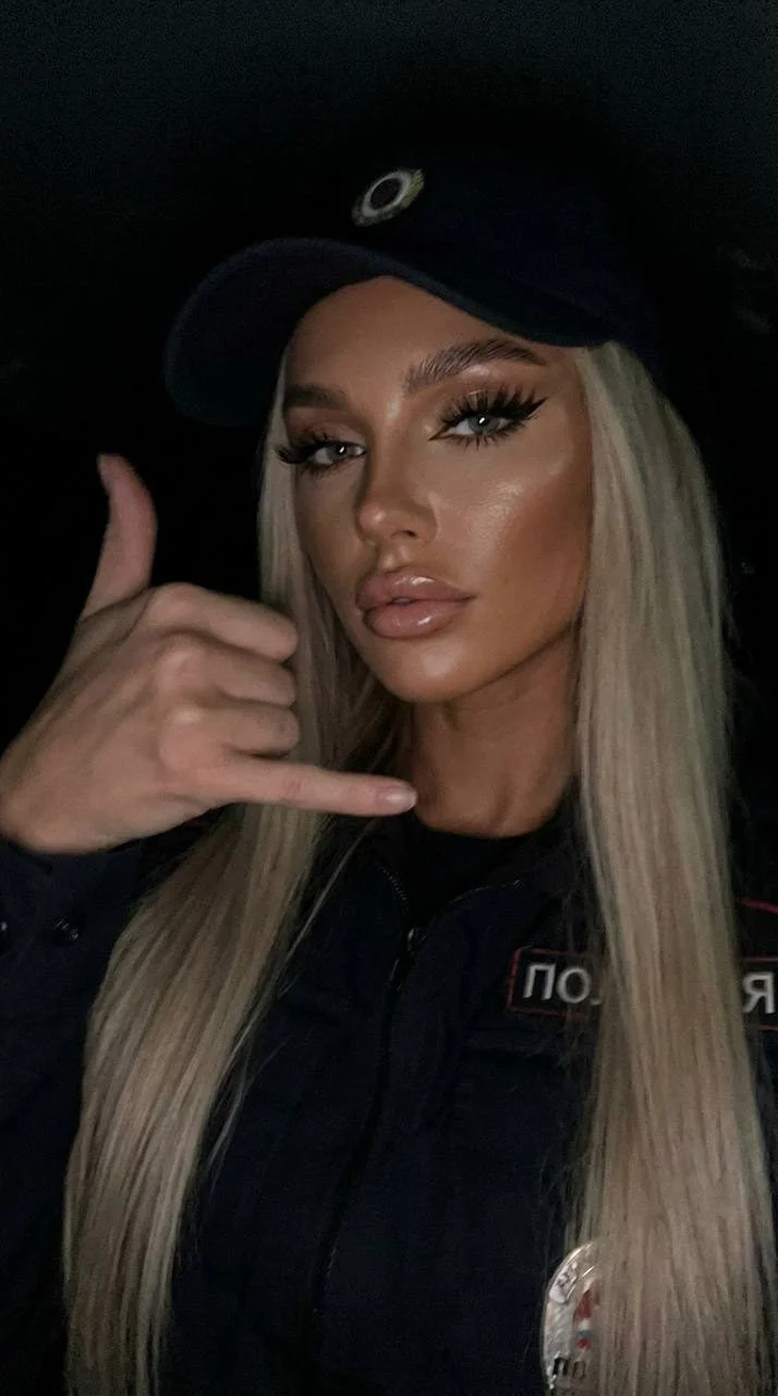 Dark Shaka Police Selfie — image prompt preview